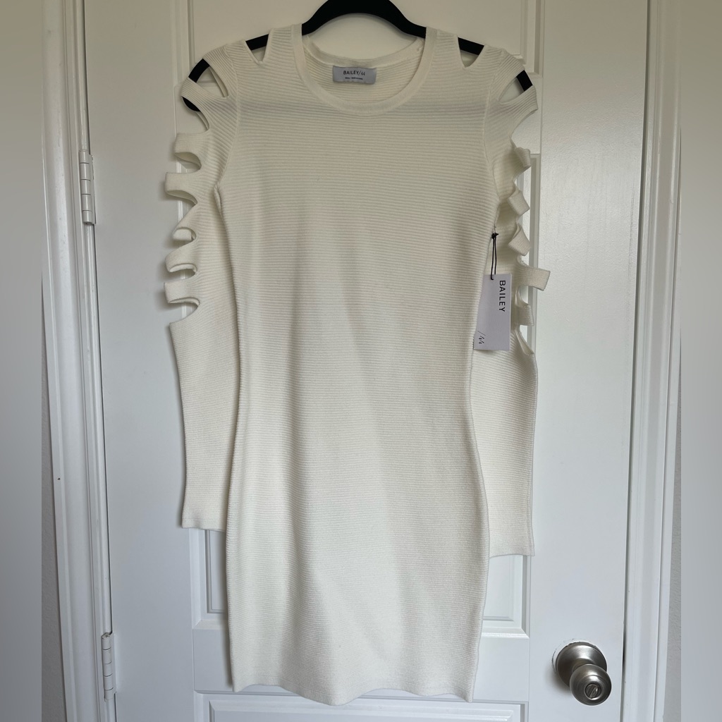Nwt - Bailey 44 Lauren Bodycon Dress In Cream. Size S.